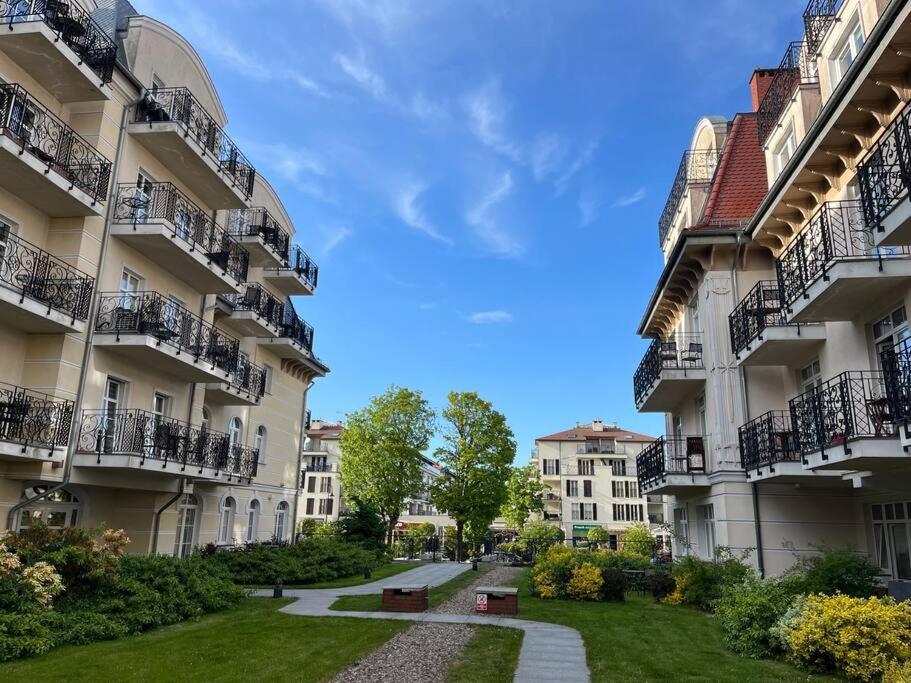 Sea Promenade Luxury Apartment Świnoujście  Eksteriør billede